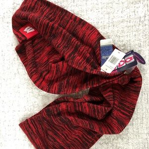 🧣 New with tags WISCONSIN BADGERS Infinity SCARF